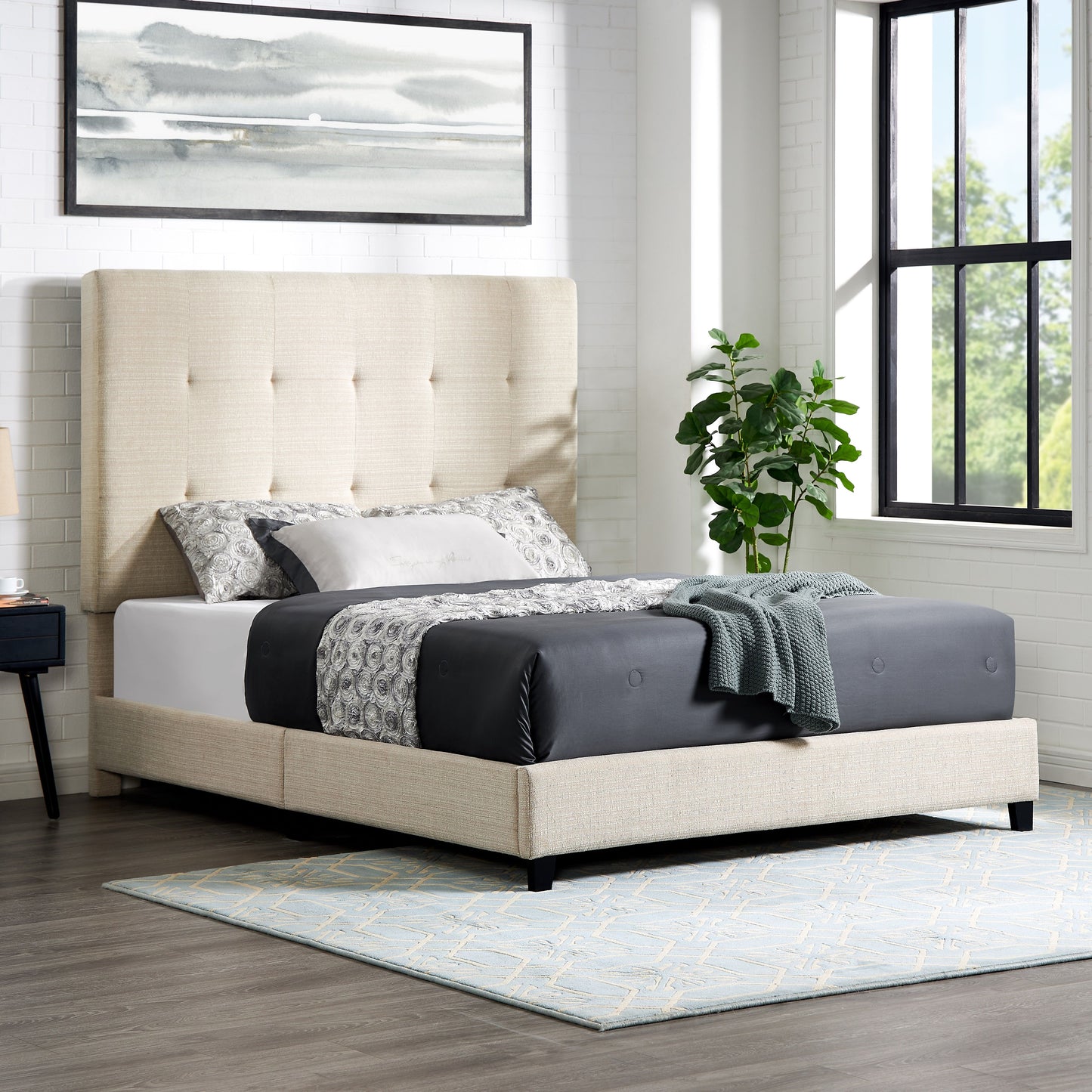 Tufted Upholstered Platform Bed