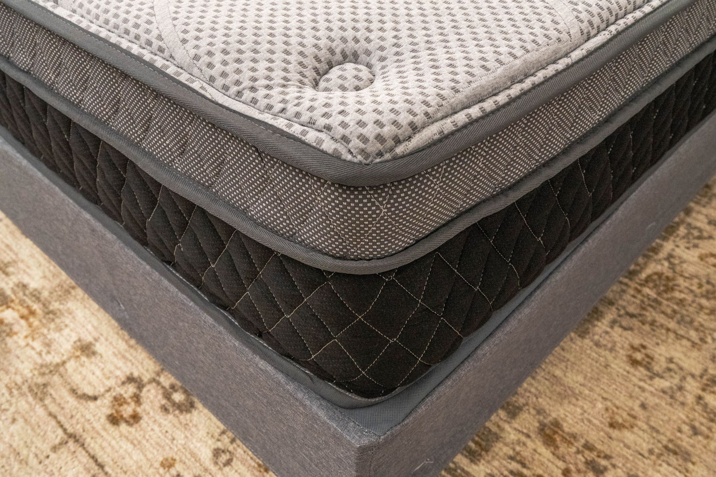 12" Pocket Coil / Hybrids Mattress