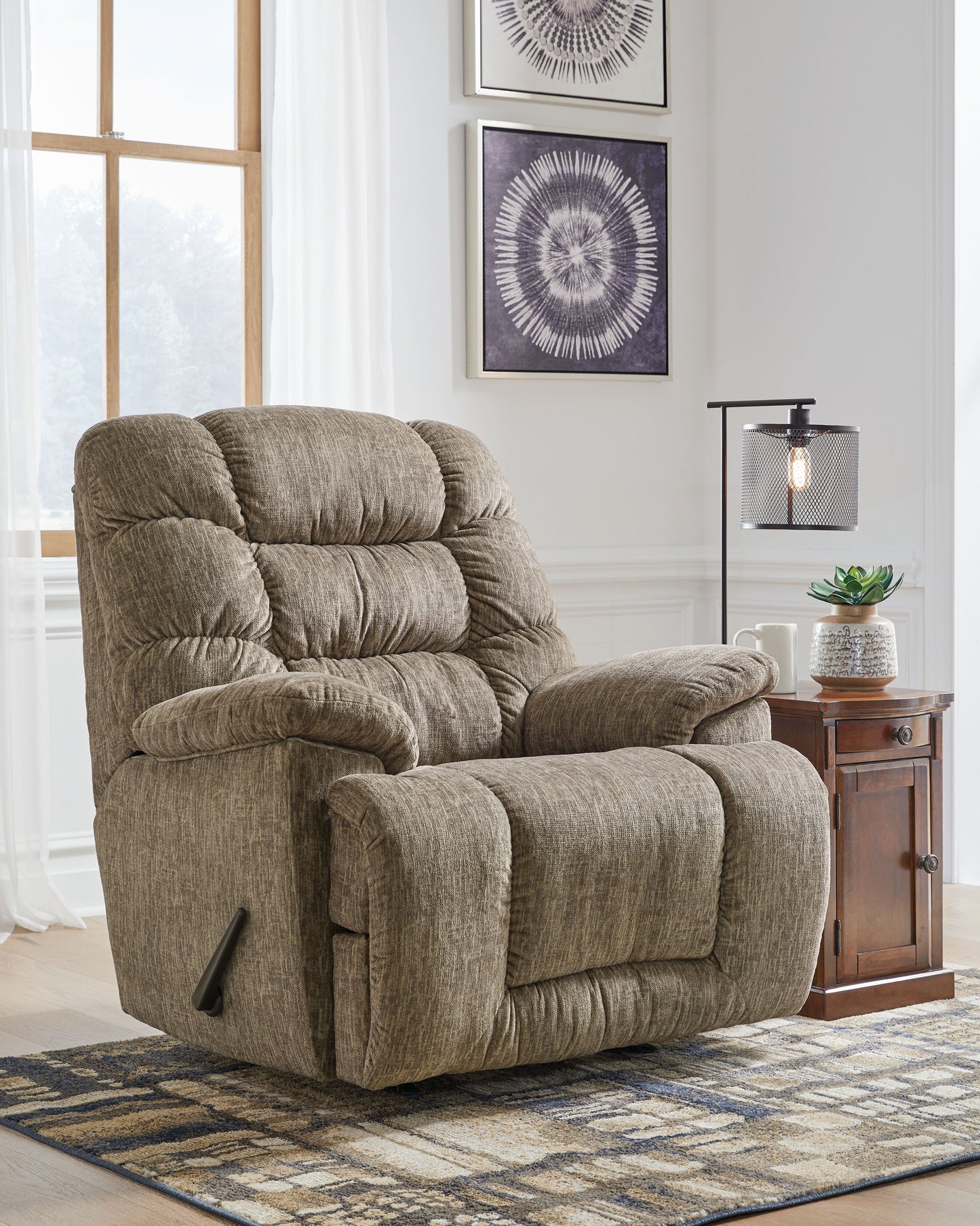 Bridgtrail - Taupe - Rocker Recliner