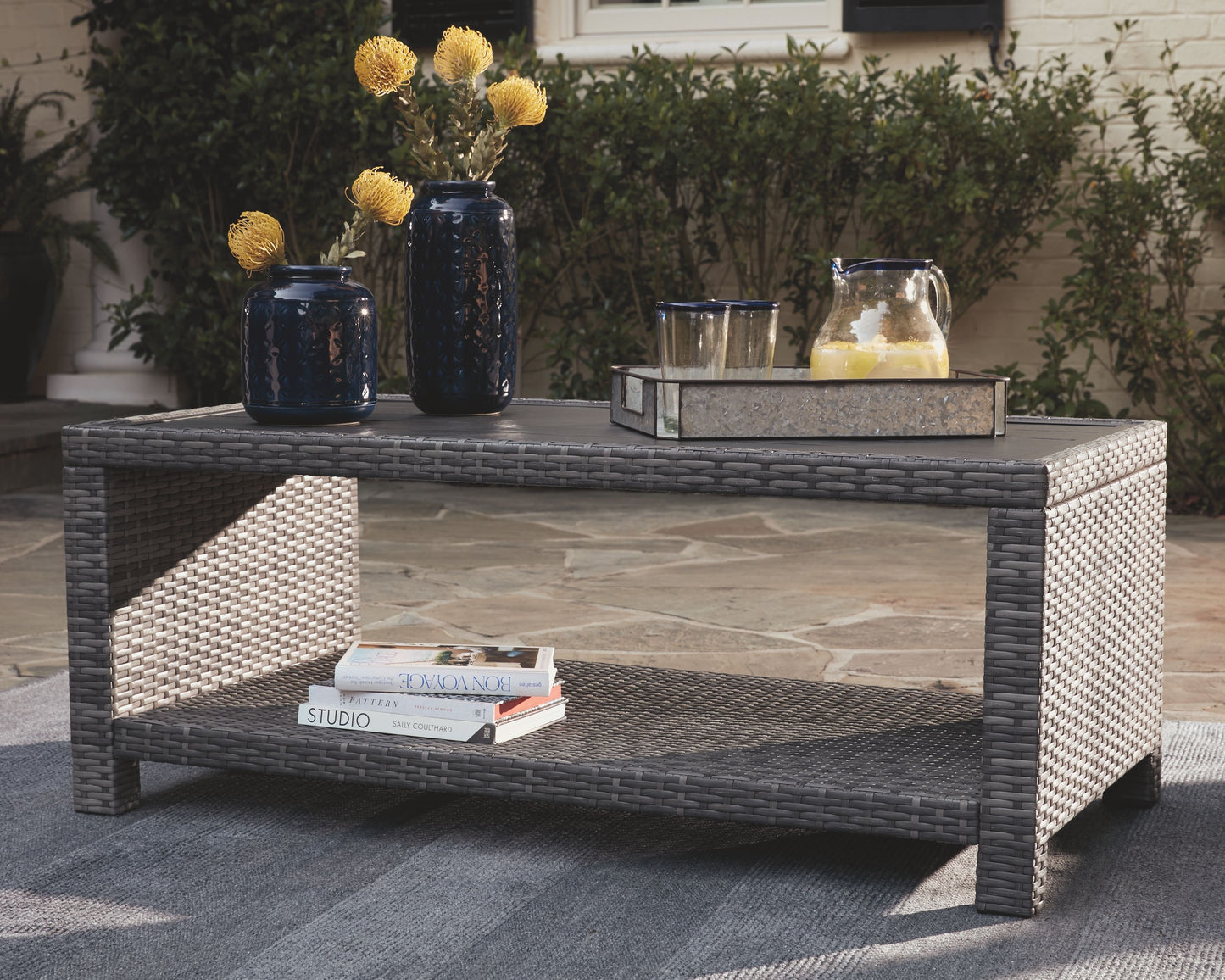 Salem - Gray - Rectangular Cocktail Table