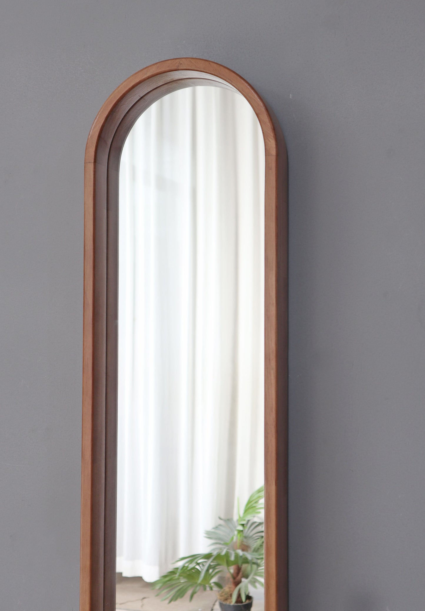 Decorative Rubber Frame Mirror With Elongated Oval Frame - Brown