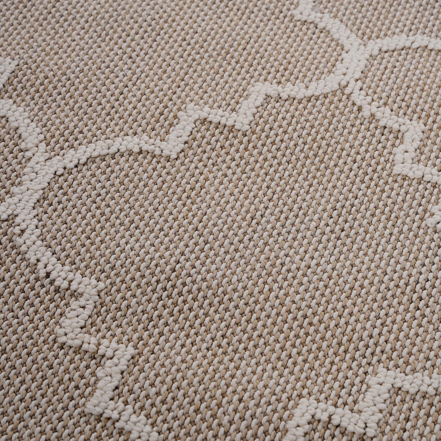 Guros - Trellis Indoor / Outdoor Area Rug - Ivory