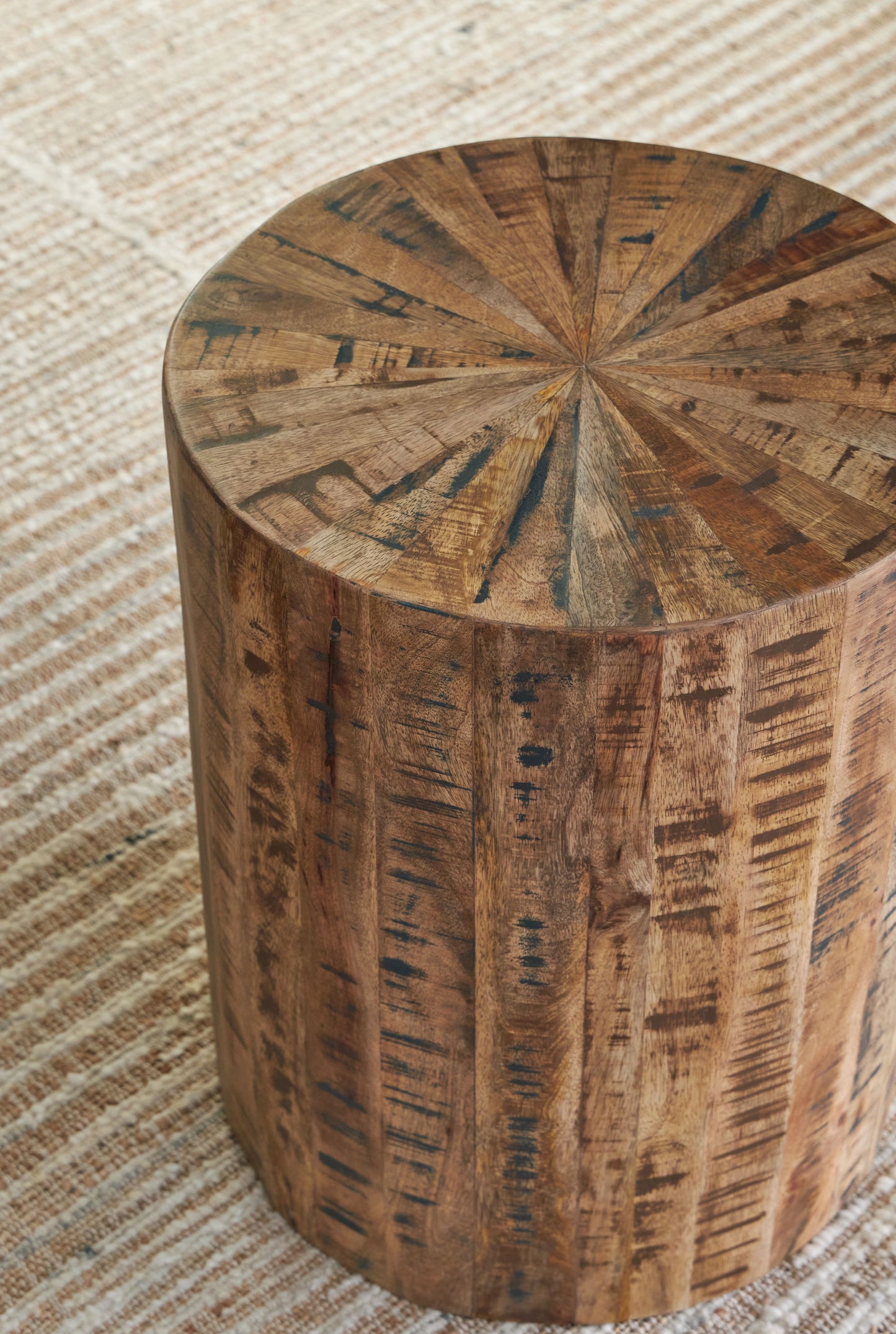 Reymore - Brown - Accent Table