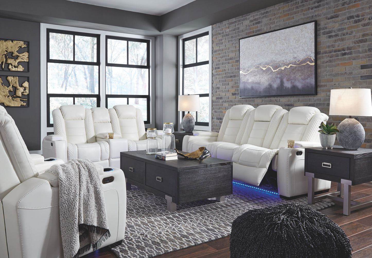 Party Time - Power Reclining Loveseat