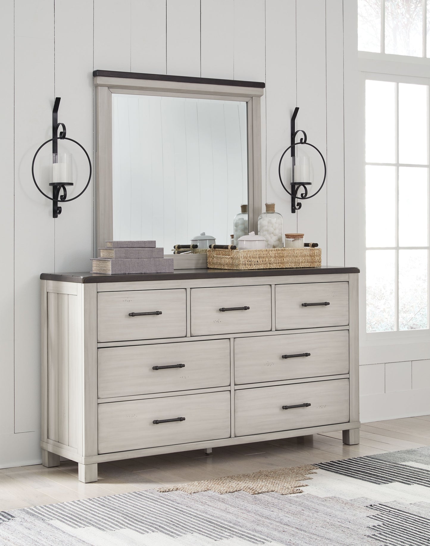 Darborn - Gray / Brown - 7 Pc. - Dresser, Mirror, California King Panel Bed, 2 Nightstands
