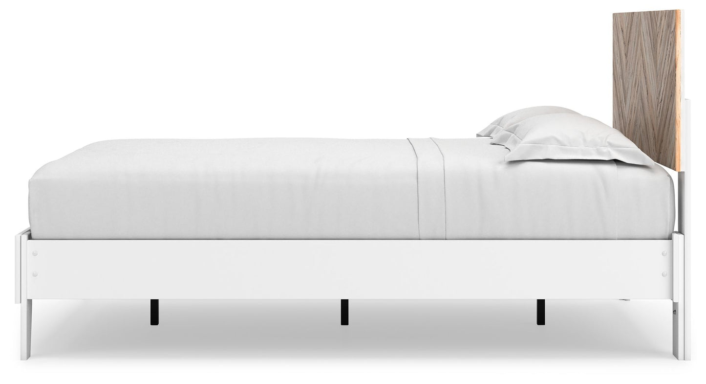 Piperton - Panel Platform Bed