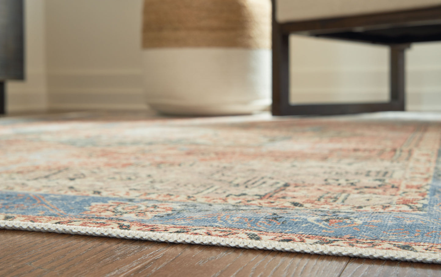 Hartton - Multi - Medium Rug