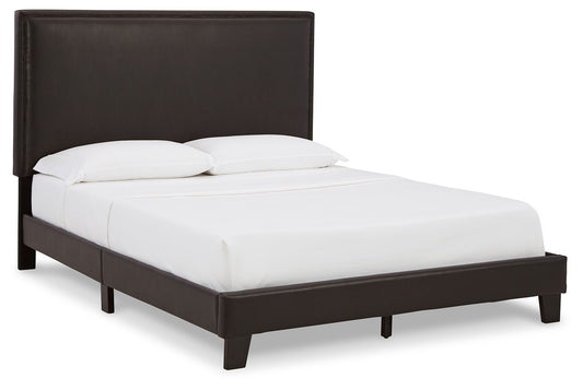 Mesling - Upholstered Bed