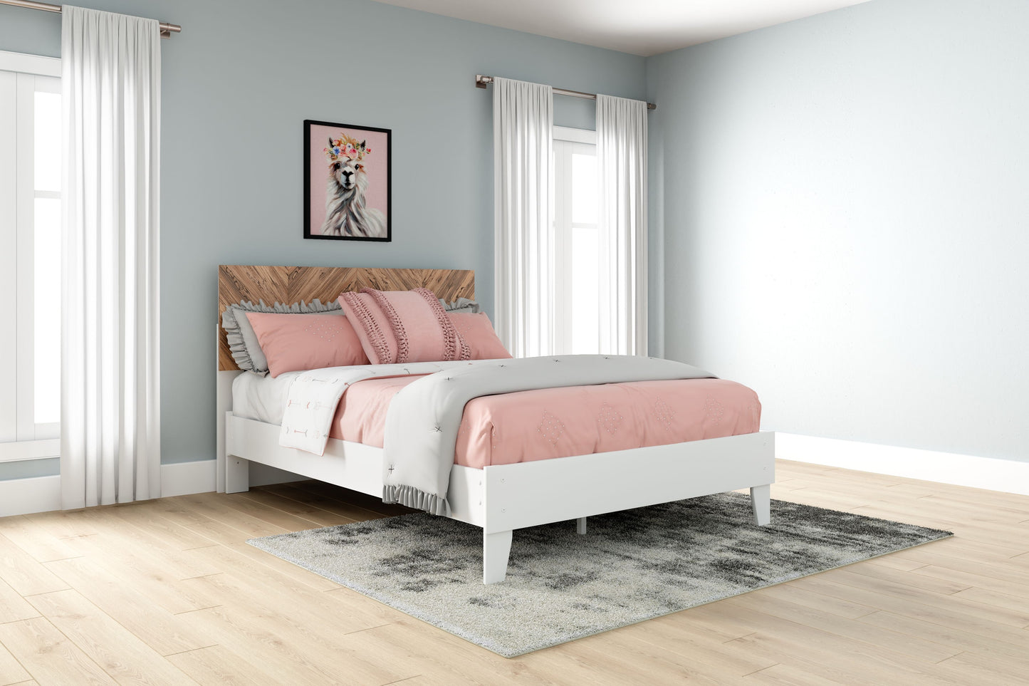 Piperton - Panel Platform Bed